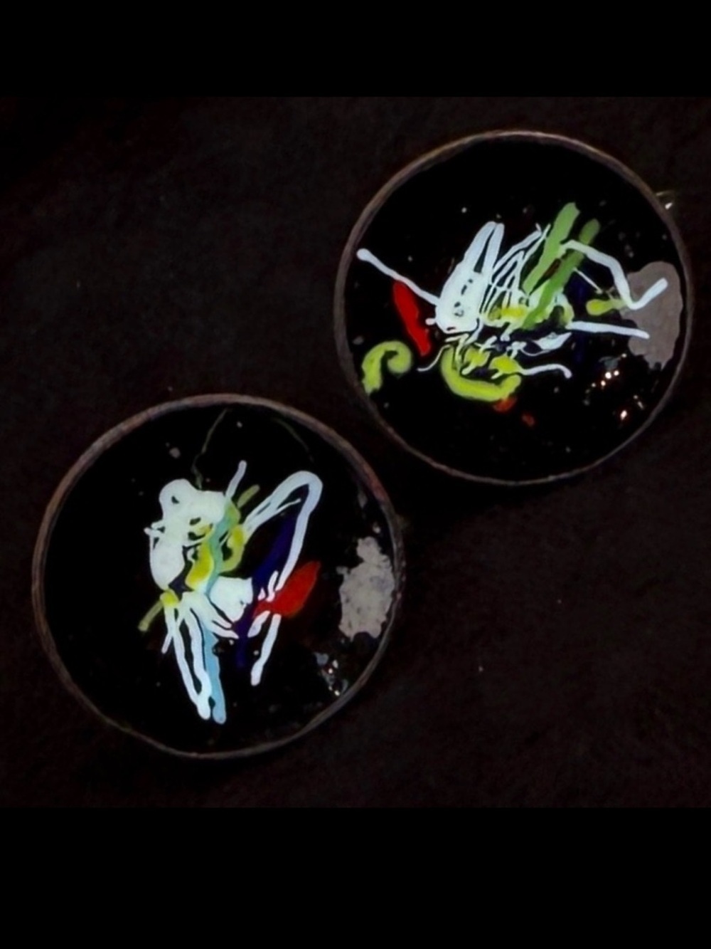 Gorgeous vintage screwback clip on costume earrings